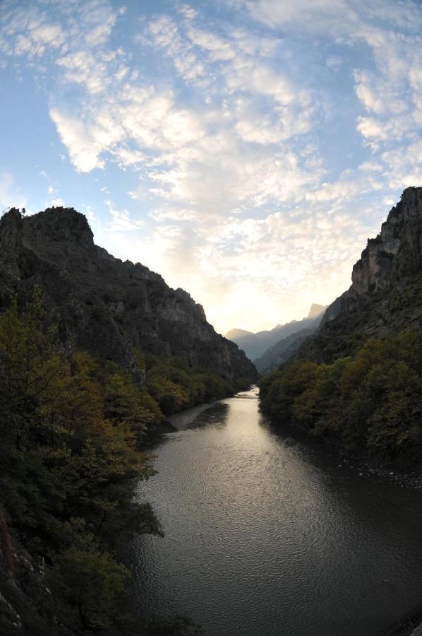 Κonitsa Gefyri Hotel Konitsa Exterior foto